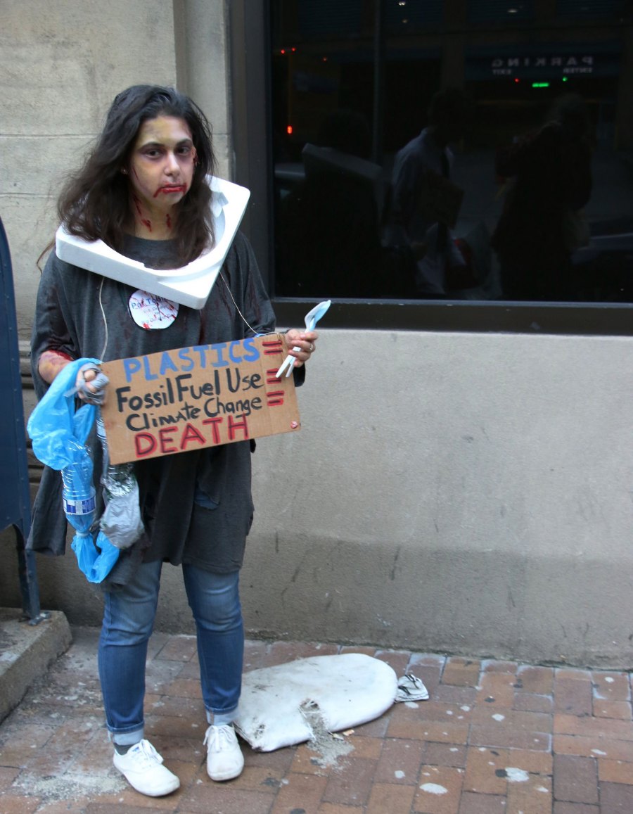 zombie_44806101694_50fa4978f4_k